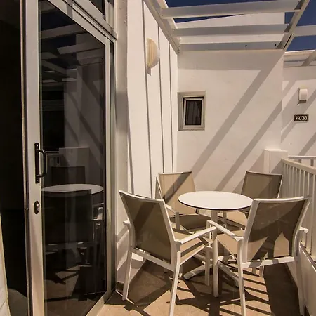 Apartmán Gracioseros 118 & 202 *