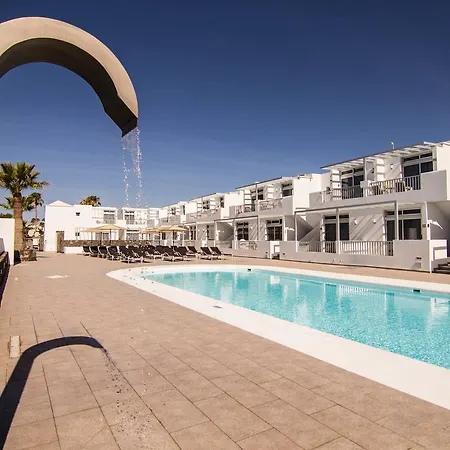 Gracioseros 118 & 202 Puerto del Carmen (Lanzarote)